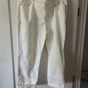 Chico’s So Slimming Girlfriend Slim Leg Crop